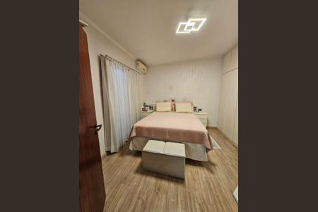 Casa à venda com 140m², 3 quartos e 5 vagas Casa à venda com 140m², 3 quartos e 5 vagasFoto 09