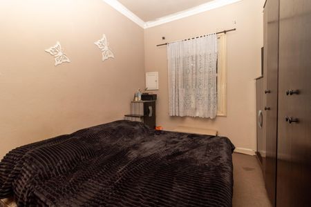 Casa à venda com 965m², 4 quartos e 4 vagas Casa à venda com 965m², 4 quartos e 4 vagasCasa 2 - Quarto 2