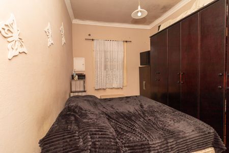 Casa à venda com 965m², 4 quartos e 4 vagas Casa à venda com 965m², 4 quartos e 4 vagasCasa 2 - Quarto 2