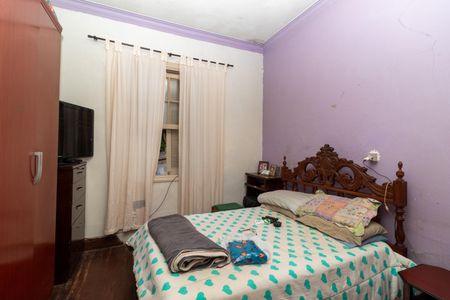 Casa à venda com 965m², 4 quartos e 4 vagas Casa à venda com 965m², 4 quartos e 4 vagasCasa 1 - Quarto 1