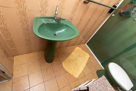 Casa à venda com 965m², 4 quartos e 4 vagas Casa à venda com 965m², 4 quartos e 4 vagasCasa 1 - Banheiro