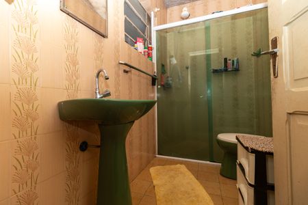 Casa à venda com 965m², 4 quartos e 4 vagas Casa à venda com 965m², 4 quartos e 4 vagasCasa 1 - Banheiro