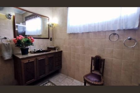 Casa à venda com 220m², 3 quartos e 3 vagas Casa à venda com 220m², 3 quartos e 3 vagasFoto 23