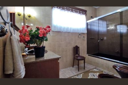 Casa à venda com 220m², 3 quartos e 3 vagas Casa à venda com 220m², 3 quartos e 3 vagasFoto 24