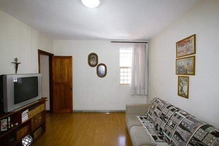 Casa à venda com 340m², 4 quartos e 2 vagasQuarto 3