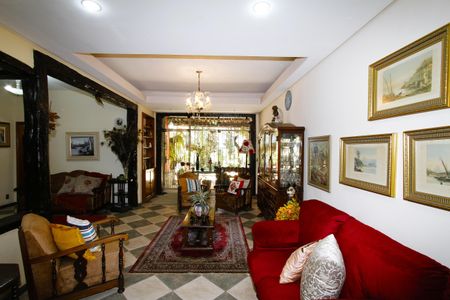 Casa à venda com 340m², 4 quartos e 2 vagasSala