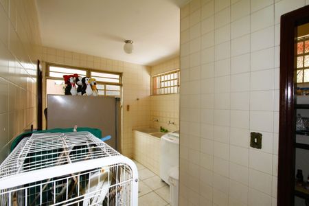 Casa à venda com 340m², 4 quartos e 2 vagasÁrea de Serviço