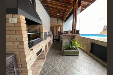 Casa à venda com 449m², 3 quartos e 4 vagas Casa à venda com 449m², 3 quartos e 4 vagasÁrea gourmet