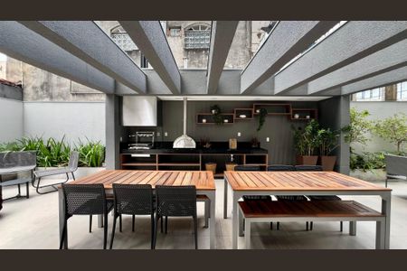 Studio à venda com 25m², 1 quarto e sem vaga Studio à venda com 25m², 1 quarto e sem vagaChurrasqueira