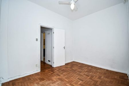 Apartamento à venda com 61m², 2 quartos e sem vaga