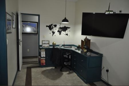 Casa à venda com 206m², 4 quartos e 4 vagasSuíte 1