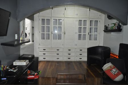 Casa à venda com 206m², 4 quartos e 4 vagasQuarto 2