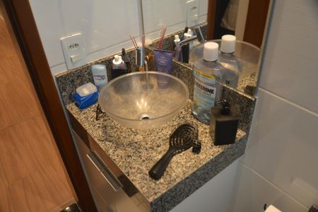 Apartamento à venda com 58m², 2 quartos e 1 vagaBanheiro da Suíte