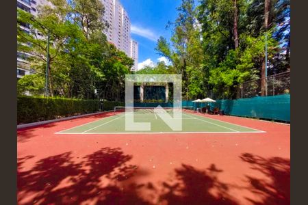 Apartamento à venda com 223m², 4 quartos e 4 vagas Apartamento à venda com 223m², 4 quartos e 4 vagasÁrea Esportiva