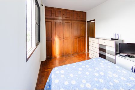 Apartamento à venda com 85m², 3 quartos e 2 vagas Apartamento à venda com 85m², 3 quartos e 2 vagasSuíte