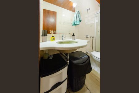 Apartamento à venda com 85m², 3 quartos e 2 vagas Apartamento à venda com 85m², 3 quartos e 2 vagasBanheiro social