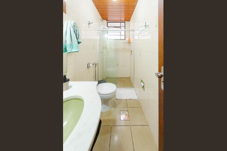 Apartamento à venda com 85m², 3 quartos e 2 vagas Apartamento à venda com 85m², 3 quartos e 2 vagasBanheiro social