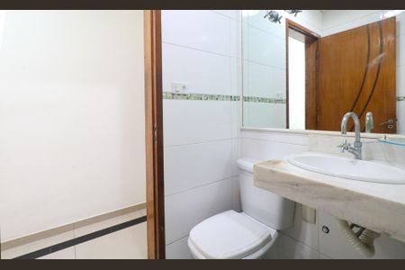 Casa à venda com 160m², 2 quartos e 2 vagas Casa à venda com 160m², 2 quartos e 2 vagasBanheiro Social