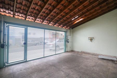 Casa à venda com 160m², 2 quartos e 2 vagas Casa à venda com 160m², 2 quartos e 2 vagasGaragem