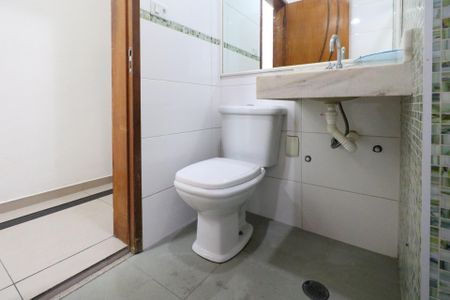 Casa à venda com 160m², 2 quartos e 2 vagas Casa à venda com 160m², 2 quartos e 2 vagasBanheiro Social