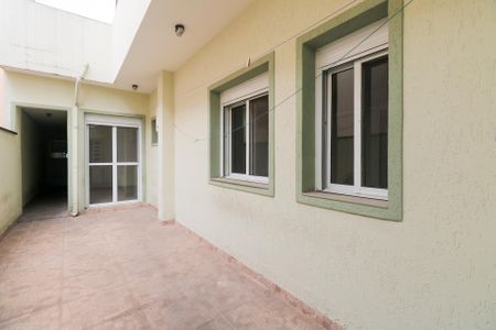 Casa à venda com 160m², 2 quartos e 2 vagas Casa à venda com 160m², 2 quartos e 2 vagasQuintal