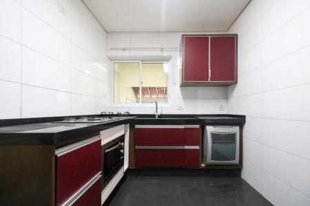 Casa à venda com 160m², 2 quartos e 2 vagas Casa à venda com 160m², 2 quartos e 2 vagasCozinha