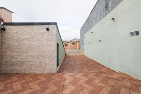 Casa à venda com 160m², 2 quartos e 2 vagas Casa à venda com 160m², 2 quartos e 2 vagasÁrea comum - Terraço