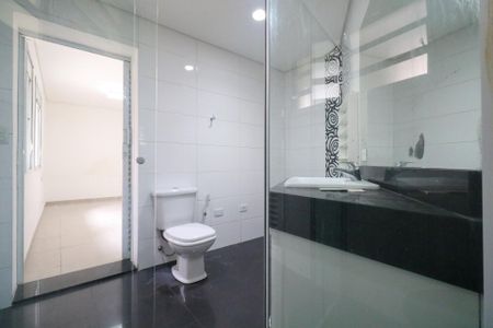 Casa à venda com 160m², 2 quartos e 2 vagas Casa à venda com 160m², 2 quartos e 2 vagasBanheiro da Suíte 2