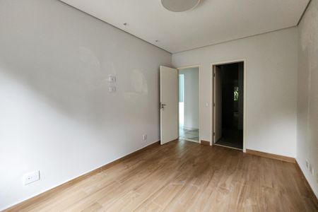 Casa à venda com 280m², 3 quartos e 4 vagas Casa à venda com 280m², 3 quartos e 4 vagasSuíte 1