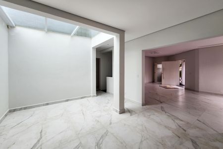 Casa à venda com 280m², 3 quartos e 4 vagas Casa à venda com 280m², 3 quartos e 4 vagasSala de Jantar