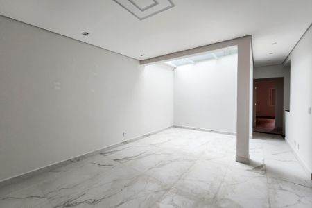 Casa à venda com 280m², 3 quartos e 4 vagas Casa à venda com 280m², 3 quartos e 4 vagasSala de Jantar