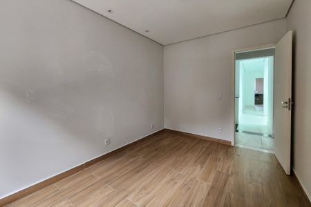 Casa à venda com 280m², 3 quartos e 4 vagas Casa à venda com 280m², 3 quartos e 4 vagasQuarto