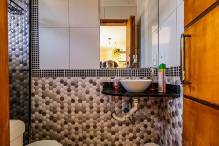 Casa à venda com 180m², 5 quartos e 2 vagas Casa à venda com 180m², 5 quartos e 2 vagasBanheiro da Suíte 2