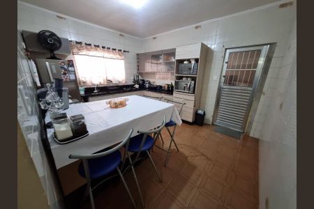 Casa à venda com 154m², 2 quartos e 1 vaga Casa à venda com 154m², 2 quartos e 1 vagaFoto 05