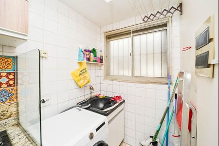 Apartamento à venda com 43m², 2 quartos e 1 vaga Apartamento à venda com 43m², 2 quartos e 1 vagaCozinha e Área de Serviço