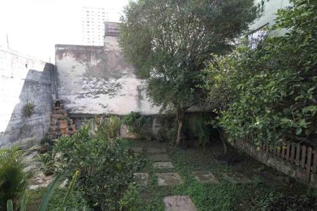 Casa à venda com 300m², 4 quartos e 2 vagas Casa à venda com 300m², 4 quartos e 2 vagasQuintal