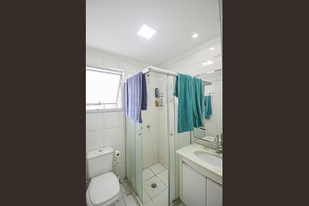 Apartamento à venda com 73m², 3 quartos e 2 vagas Apartamento à venda com 73m², 3 quartos e 2 vagasBanheiro da suíte
