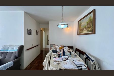 Apartamento à venda com 120m², 3 quartos e 1 vaga Apartamento à venda com 120m², 3 quartos e 1 vagaSala de Jantar