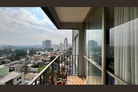 Apartamento à venda com 120m², 3 quartos e 1 vaga Apartamento à venda com 120m², 3 quartos e 1 vagaSacada