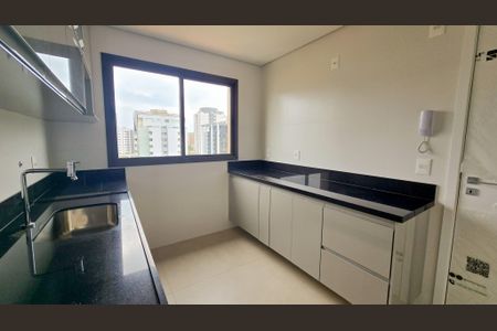 Apartamento para alugar com 114m², 2 quartos e 2 vagas Apartamento para alugar com 114m², 2 quartos e 2 vagasCozinha