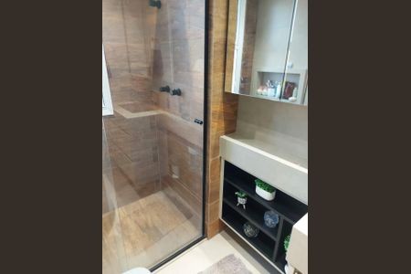 Apartamento à venda com 130m², 3 quartos e 3 vagasBanheiro 1