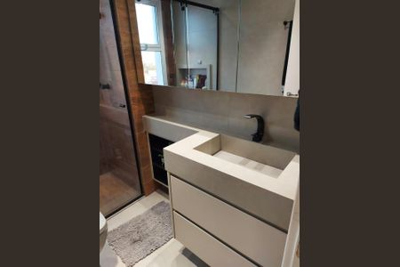 Apartamento à venda com 130m², 3 quartos e 3 vagasBanheiro 1