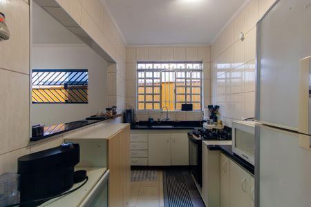 Casa à venda com 300m², 6 quartos e 3 vagas Casa à venda com 300m², 6 quartos e 3 vagasCasa 2 - Cozinha