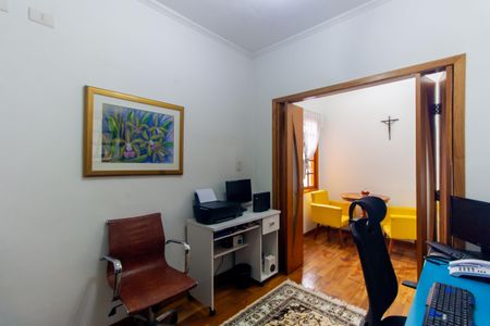 Casa à venda com 300m², 6 quartos e 3 vagas Casa à venda com 300m², 6 quartos e 3 vagasQuarto 1