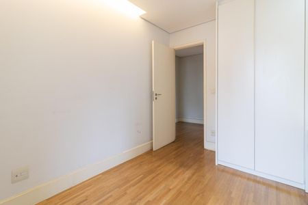 Apartamento à venda com 104m², 3 quartos e 2 vagasQuarto 2