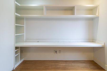 Apartamento à venda com 104m², 3 quartos e 2 vagasQuarto 2