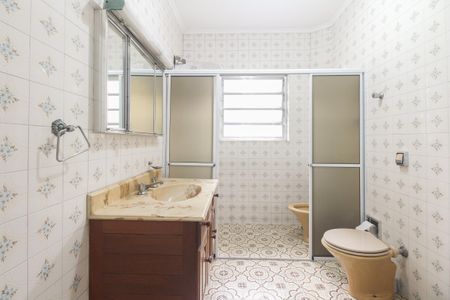 Casa à venda com 123m², 3 quartos e 2 vagas Casa à venda com 123m², 3 quartos e 2 vagasBanheiro Social