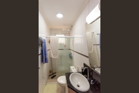 Casa à venda com 99m², 3 quartos e 2 vagas Casa à venda com 99m², 3 quartos e 2 vagasBanheiro da Suíte