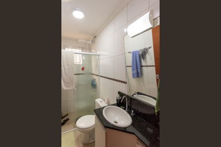 Casa à venda com 99m², 3 quartos e 2 vagas Casa à venda com 99m², 3 quartos e 2 vagasBanheiro da Suíte