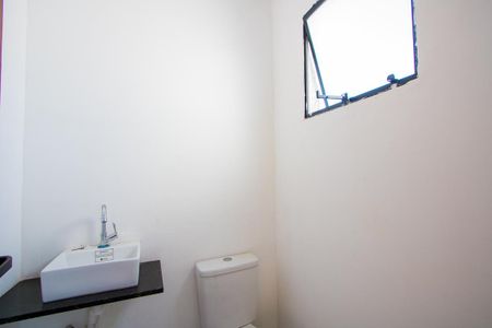 Apartamento à venda com 82m², 2 quartos e 1 vaga Apartamento à venda com 82m², 2 quartos e 1 vagaBanheiro de serviço